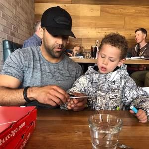 Meet your Posher, Curtis